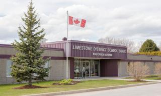 加拿大本科申请条件 加拿大本科申请条件